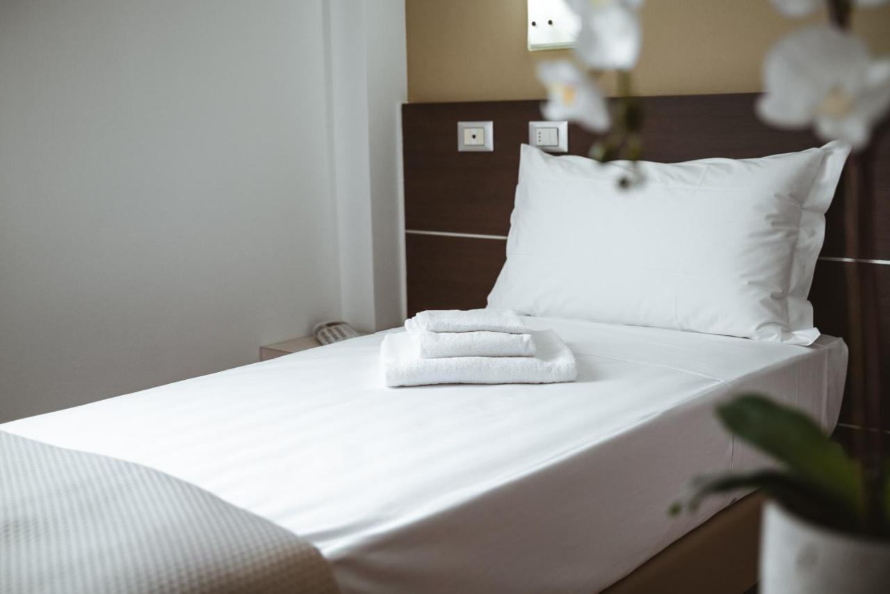 Albergo Commercio Παλμανόβα Εξωτερικό φωτογραφία